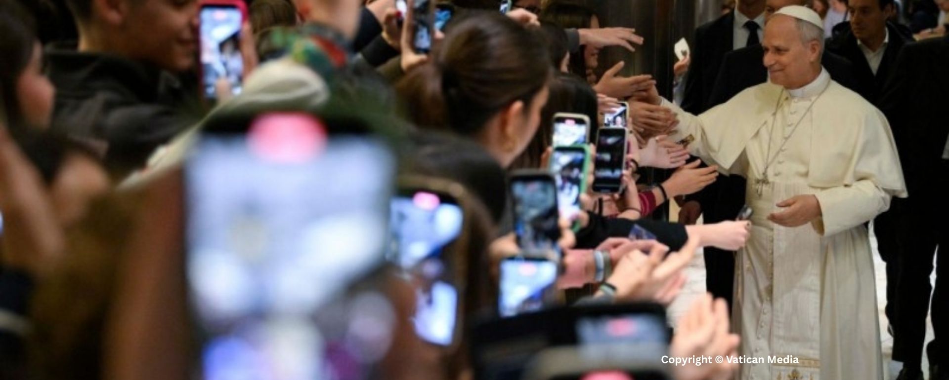 A single sacred deposit. The relationship between Scripture and Tradition.